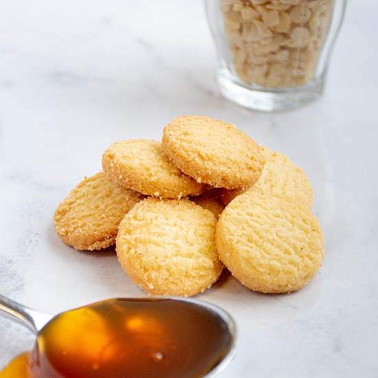 Bite Sized | Honey Macadamia Shortbread Biscuits 4kg